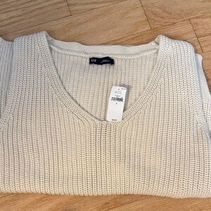 GAP Ivory Knit Pullover